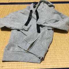 ②パーカー　Lサイズ　中古　の画像