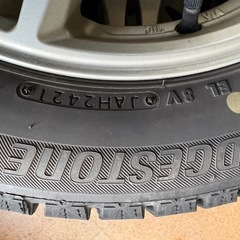 スタッドレスタイヤの画像