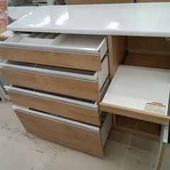 リユースのサカイ栃木店★ジモティ割あり★  レンジボード ホワイト×ベージュ W119.5×D48×H99.5 クリーニング済み TC11682の画像