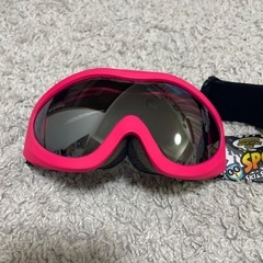 スキー　スノーゴーグルの画像