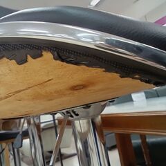 リユースのサカイ栃木店★ジモティ割あり★  カウンターチェア ブラック W44.5×D46×H88～107 クリーニング済み TC11683の画像