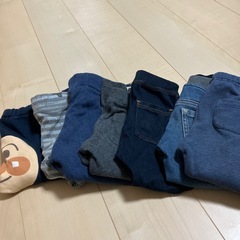 ズボン95サイズ6点と100サイズ1点の画像