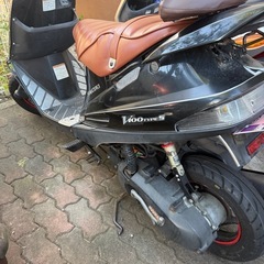 スズキアドレスV100の画像