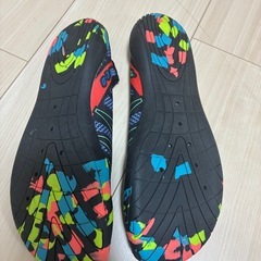 新品  マリンシューズ 23.5cm
の画像