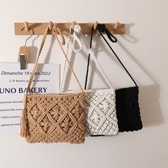 【新品】　マクラメ編みミニショルダーバッグ　マクラメポシェットの画像
