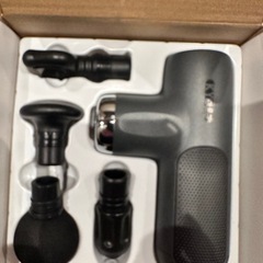 マッサージガン 筋膜リリース 
マッサージ機の画像