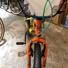 【新車】GT FRIENDSHIP 子供用BMX 20インチ　子ども車 イエロー／オレンジ ジュニアBMXの画像