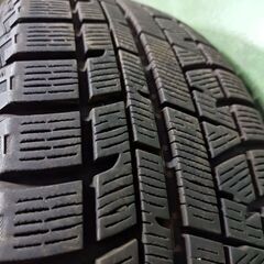 30 プリウス 純正 ホイール ＋ 2020年製 スタッドレス ４本の画像