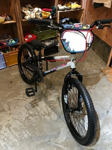 新車】GT FRIENDSHIP 子供用BMX 20インチ　子ども車 ブラック／ホワイト ジュニアBMX