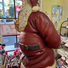 等身大のサンタ🎅の置物(高さ約180cm)の画像