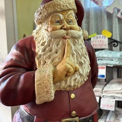等身大のサンタ🎅の置物(高さ約180cm)の画像