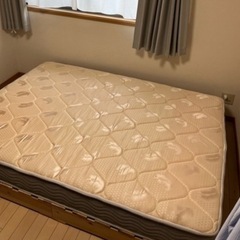 マットレス　ダブルサイズの画像