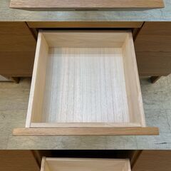 ※即 高野木工 LEIRIA キャビネット 引出し3杯 収納付き 飾り棚 オーク材 ナチュラル■幅118㎝×奥行41㎝×高さ172.5㎝■近隣配送無料 買取帝国 朝霞店の画像