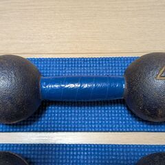 【無料】鉄アレイ（ダンベル） 4kg × 2個セットの画像