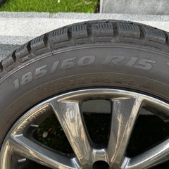 VW ポロ（６R） ピレリスタッドレス185/60R15 ＋ アルミ15X6J 4本の画像