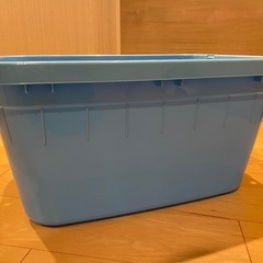 新輝合成 トンボ 角型 タライ 水抜き栓付き ホース穴付き 60型 62リットル ブルー 幅66×奥行47×高さ33cm 日本製の画像