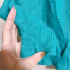 オリジナルファッション ターコイズ Vネックセーターの画像