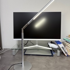 デスクライトの画像