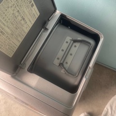 小型ダイニチ石油ファンヒーター　FW-3290S　9畳～12畳 シルバー　燃焼動作確認　キャスター付の画像