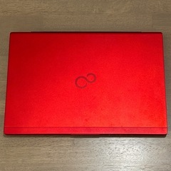 軽量 Windows11 富士通ノートパソコンの画像