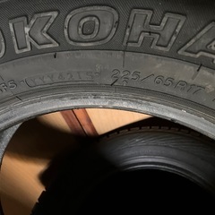 横浜タイヤ★４本　スタッドレスタイヤ　１７インチアルミホイール　ホイール　4本セット　ラブ４　ラブフォー　スカイライン　フーガ　アルファード　ヴェルファイア　レガシィ4本セット　スタットレスタイヤ　225/65R17の画像