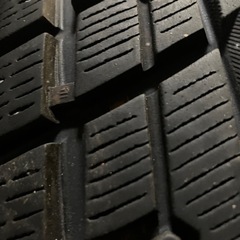 横浜タイヤ★４本　スタッドレスタイヤ　１７インチアルミホイール　ホイール　4本セット　ラブ４　ラブフォー　スカイライン　フーガ　アルファード　ヴェルファイア　レガシィ4本セット　スタットレスタイヤ　225/65R17の画像