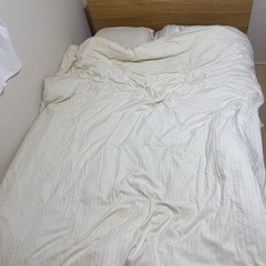 【無料】ライトブラウンのベッドフレーム＋マットレスセットの画像