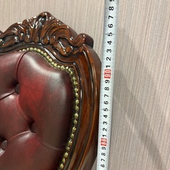 オシャレな椅子と台セットの画像