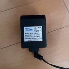 クリスマスツリー　150cm 木製ポット　飾りとLED付き　の画像