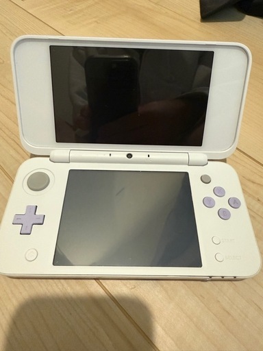 Nintendo2DSLL 美品