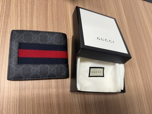 GUCCI折りたたみ財布