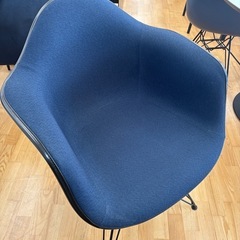 ジモティー特別価格🉐 N1195★高級チェア★ハーマンミラー製★チェア★幅640mmの画像