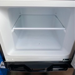 2ドア冷凍／冷蔵庫 ARM-118L02BK Grand Line 2019年製の画像