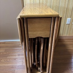 折りたたみ収納できる食卓セット　中古品の画像