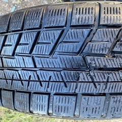 雪タイヤ205／60R16 Yokohama の画像
