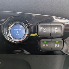 ★ワンオーナー！禁煙車！実走行6万㌔！上級！プリウス50【Aツーリングセレクション】レザーシート！HUD！17インチホイール！純正9インチ★の画像