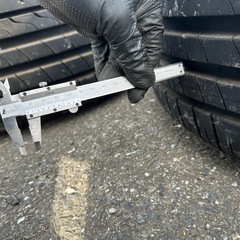 スカイライン v36 クーペ 純正ホイールの画像