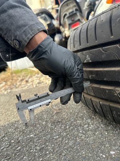 スカイライン v36 クーペ 純正ホイール