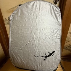 アウディ純正　サンシェードの画像