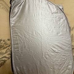 アウディ純正　サンシェードの画像