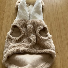 小型犬用アウター　パーカー　白茶　背中フック付　XSの画像