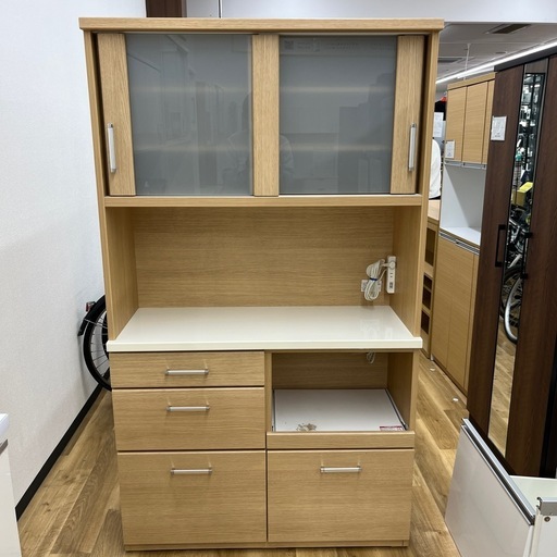 食器棚 ナチュラル×ホワイト のご紹介です！