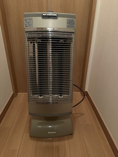 DAIKINハロゲンヒーター