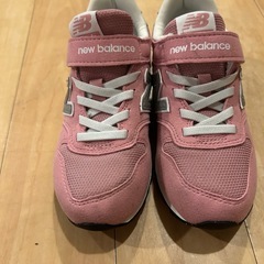 ニューバランス　スニーカーの画像