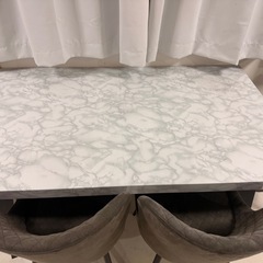 ダイニングテーブルセットの画像