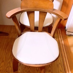 ニトリ ダイニングテーブル イス セットの画像
