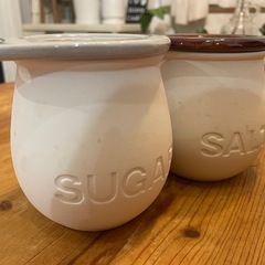 ダイソー　素焼きポットの画像