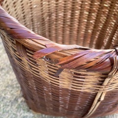 竹籠　民芸品の画像