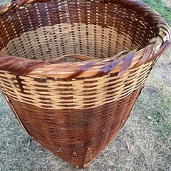 竹籠　民芸品の画像
