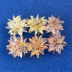 人工合成ジルコニアガラス　1.2mm 雪の結晶　1個200円　6個まとめ売り　ハンドメイド素材　　チャームの画像